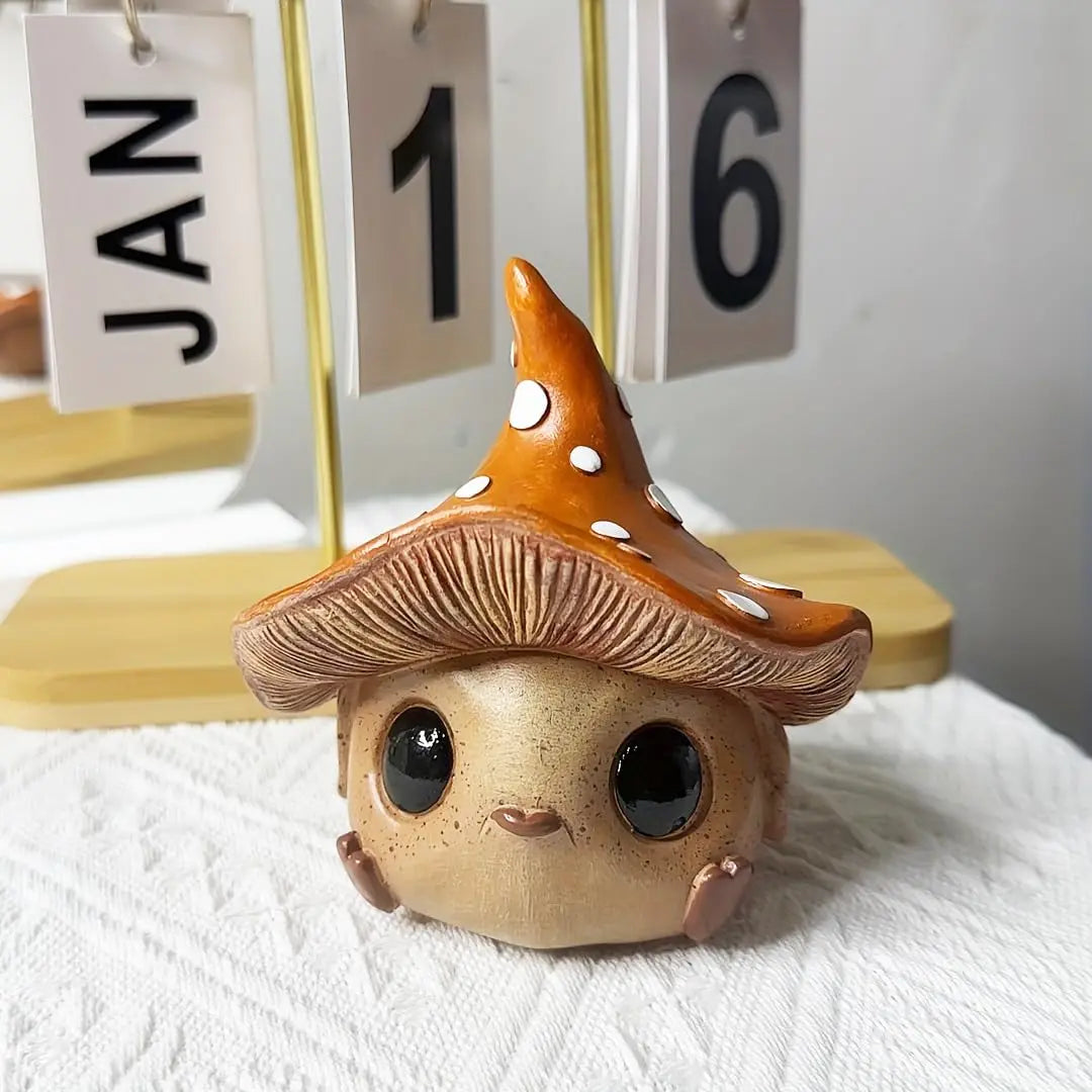 Mushroom outdoor garden decorative statues, suitable for home desks, courtyards, terraces, backyards, and fairy tale gardens