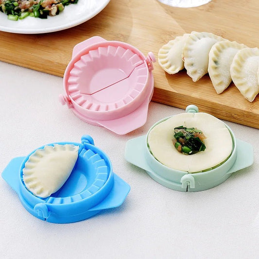 Plastic Dumplings Tool Dumpling Mold Household Manual Press Kitchen Pastry Baking Dumpling Maker Accessories - Thrifty Delights