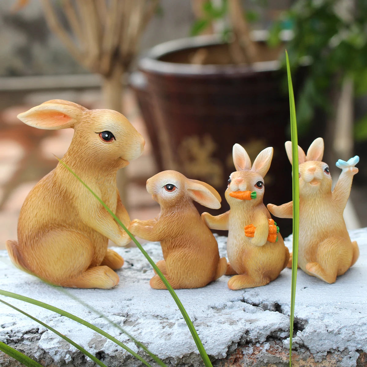 4PC/Country Style Family Rabbit - Multi functional Courtyard and Lawn Decoration - Animal Theme - Easter Statue