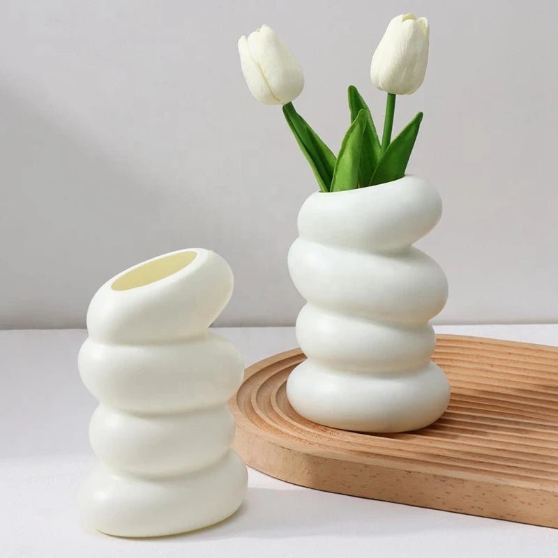 1PC Plastic Spiral White Vase Hydroponic Pot Vase Decoration Home Desk Decorative Vases for Flowers Decoration Maison Floreros - Thrifty Delights