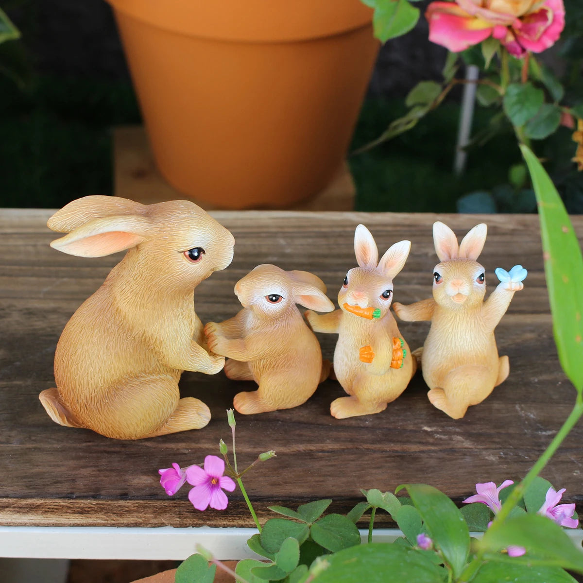 4PC/Country Style Family Rabbit - Multi functional Courtyard and Lawn Decoration - Animal Theme - Easter Statue