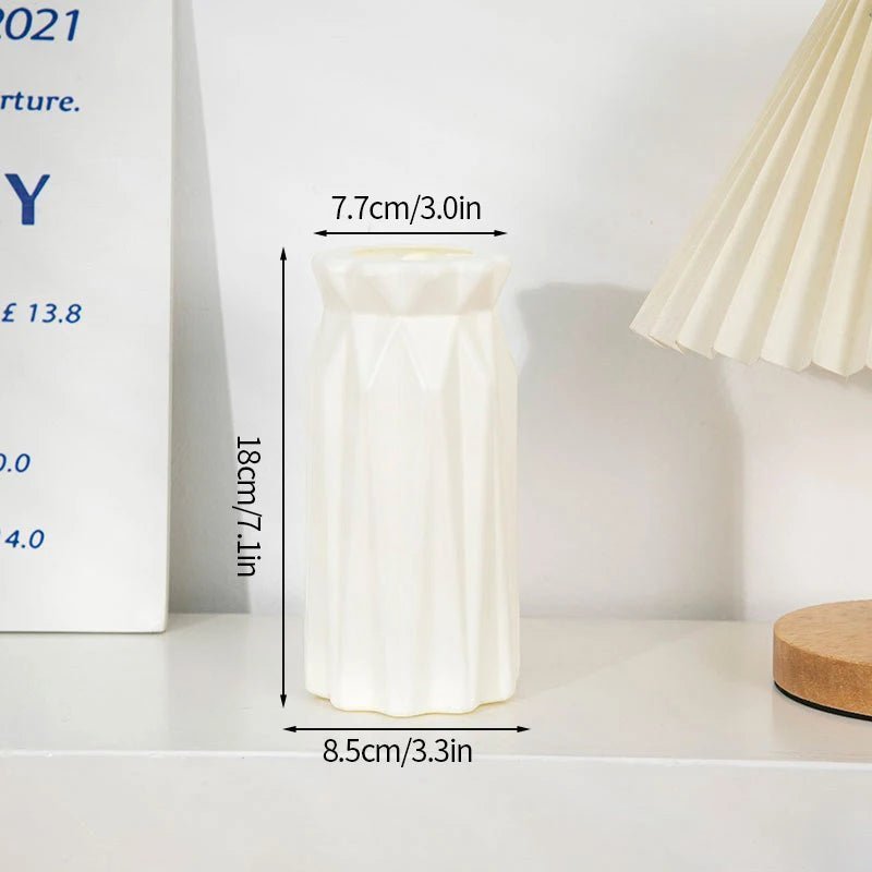 1PC Plastic Spiral White Vase Hydroponic Pot Vase Decoration Home Desk Decorative Vases for Flowers Decoration Maison Floreros - Thrifty Delights